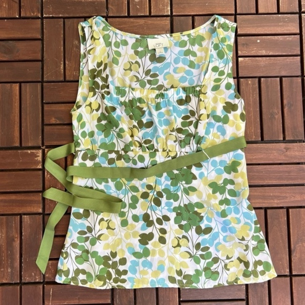LOFT Shirt size 6 Green Yellow Floral Satin Side Zip Ribbon Tie